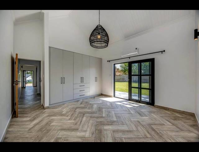 1 BEDROOM PROPERTY TO RENT IN CHARTWELL A.H.